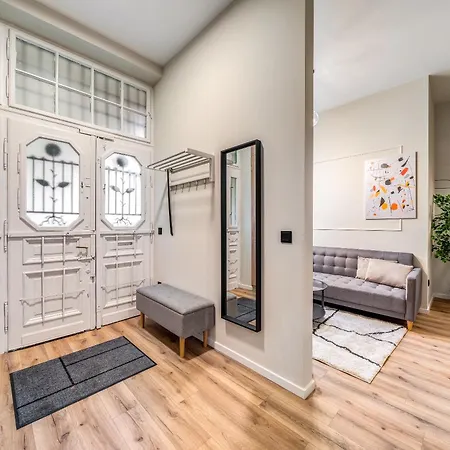 דירה Time Out - R30 *