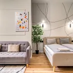 Time Out - R30 Apartamento Budapest